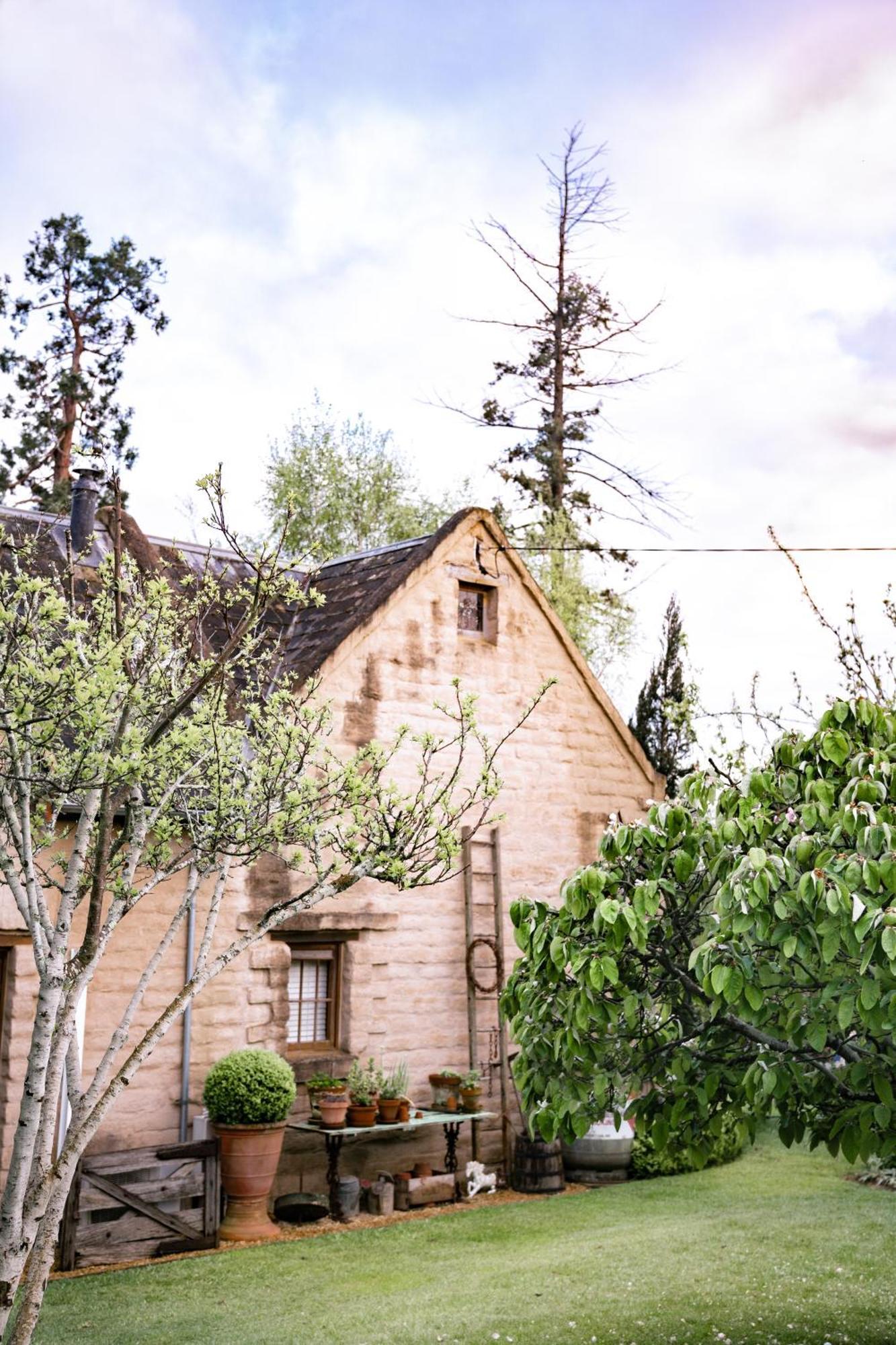 The Stable Lofts Guest House Carrick Bagian luar foto
